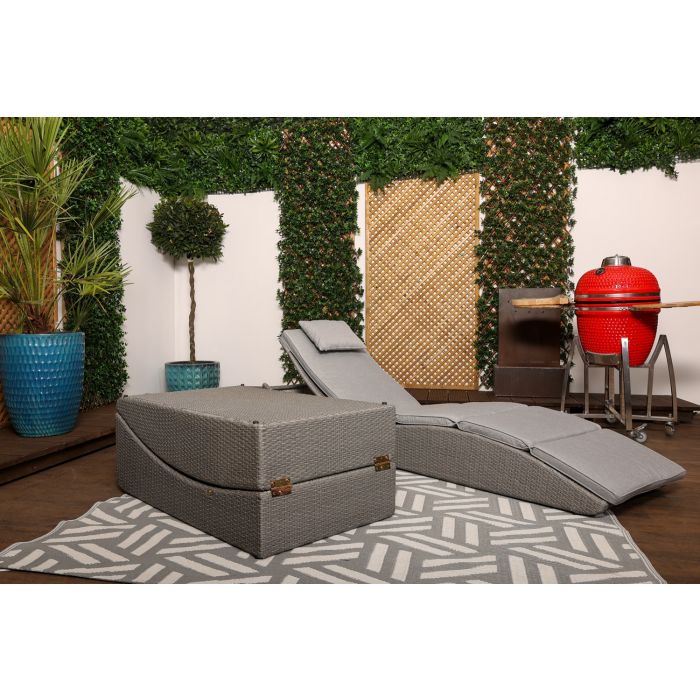 Padded outdoor chaise deals lounge